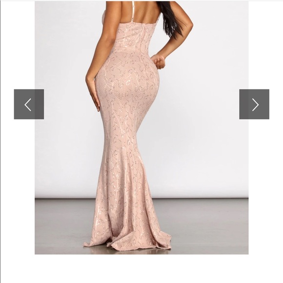 Dress - Picture 3 of 3